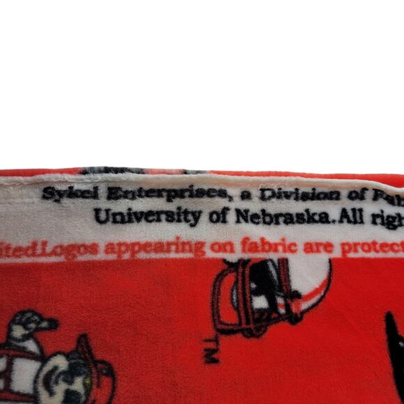 Nebraska Huskers Red Fleece Fabric 60"x35" NCAA College Team Sports Print - Picture 13 of 16